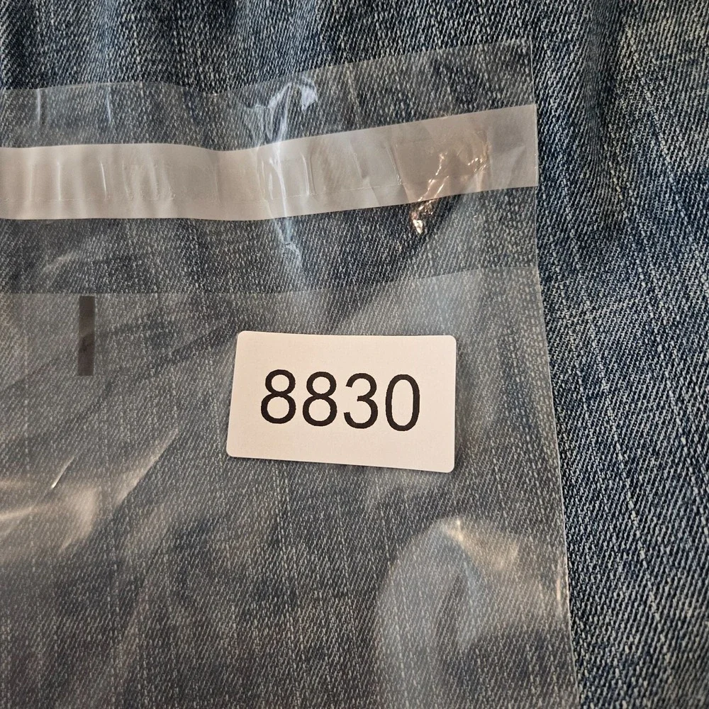 Levi's 514 Jeans Men 38 x30 Zip Fly‎ Medium Wash Blue Denim